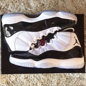 Air Jordan Concord 11s